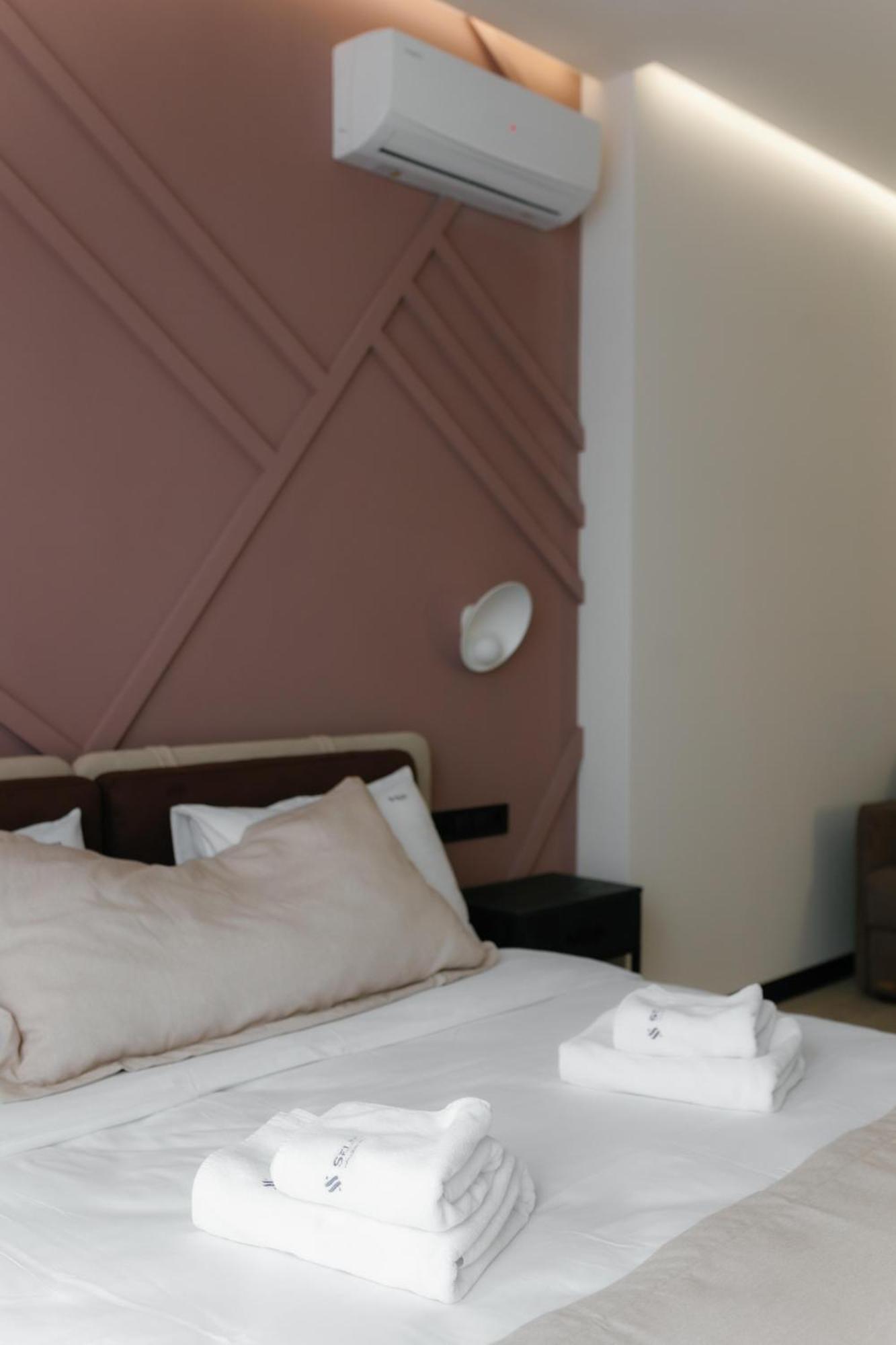 Select Hotel Liov Exterior foto