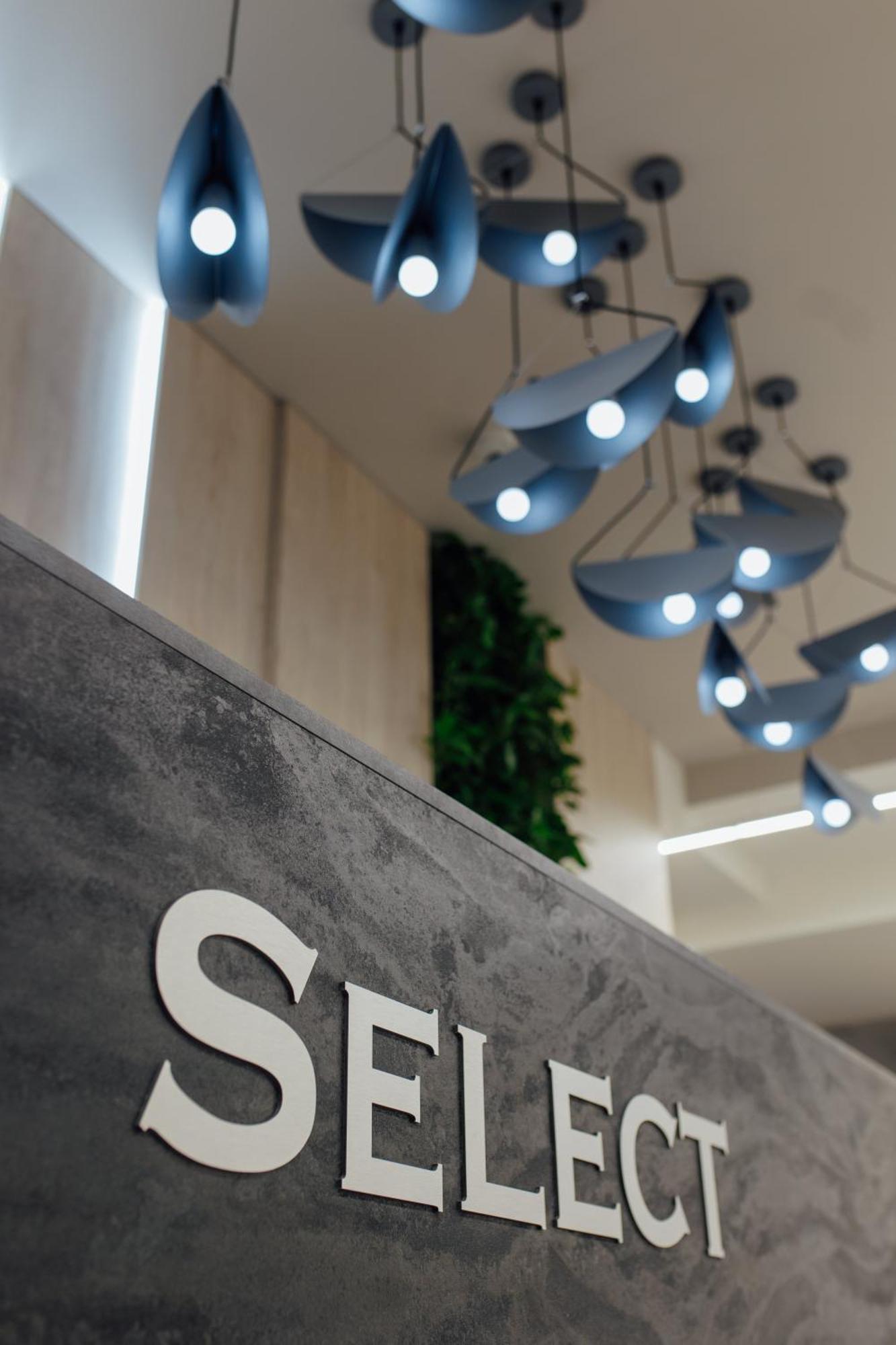 Select Hotel Liov Exterior foto