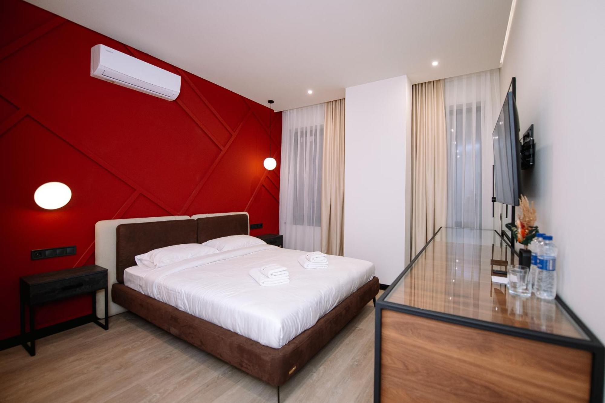 Select Hotel Liov Exterior foto