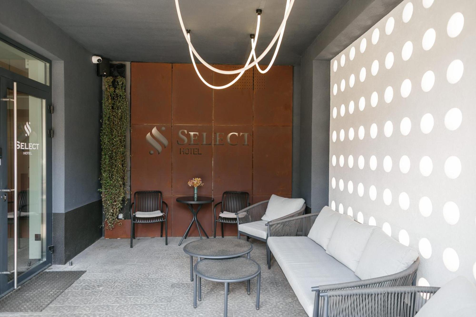 Select Hotel Liov Exterior foto
