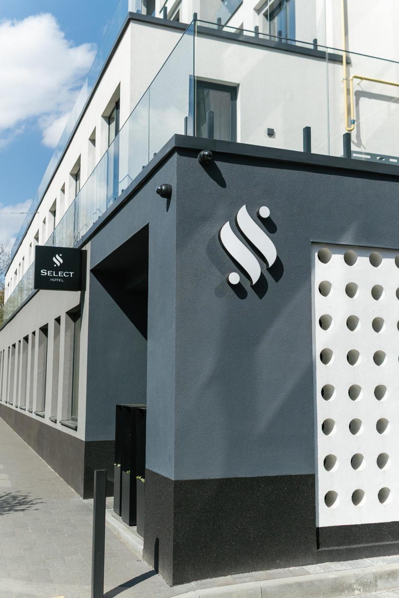 Select Hotel Liov Exterior foto